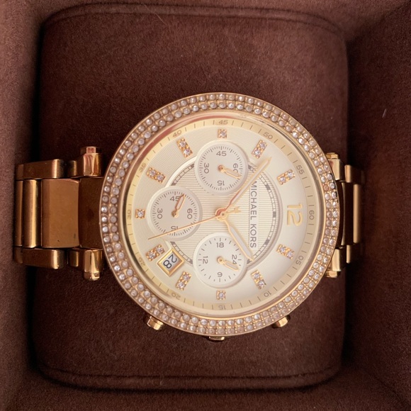 Micheal KORS Watch - Picture 4 of 8
